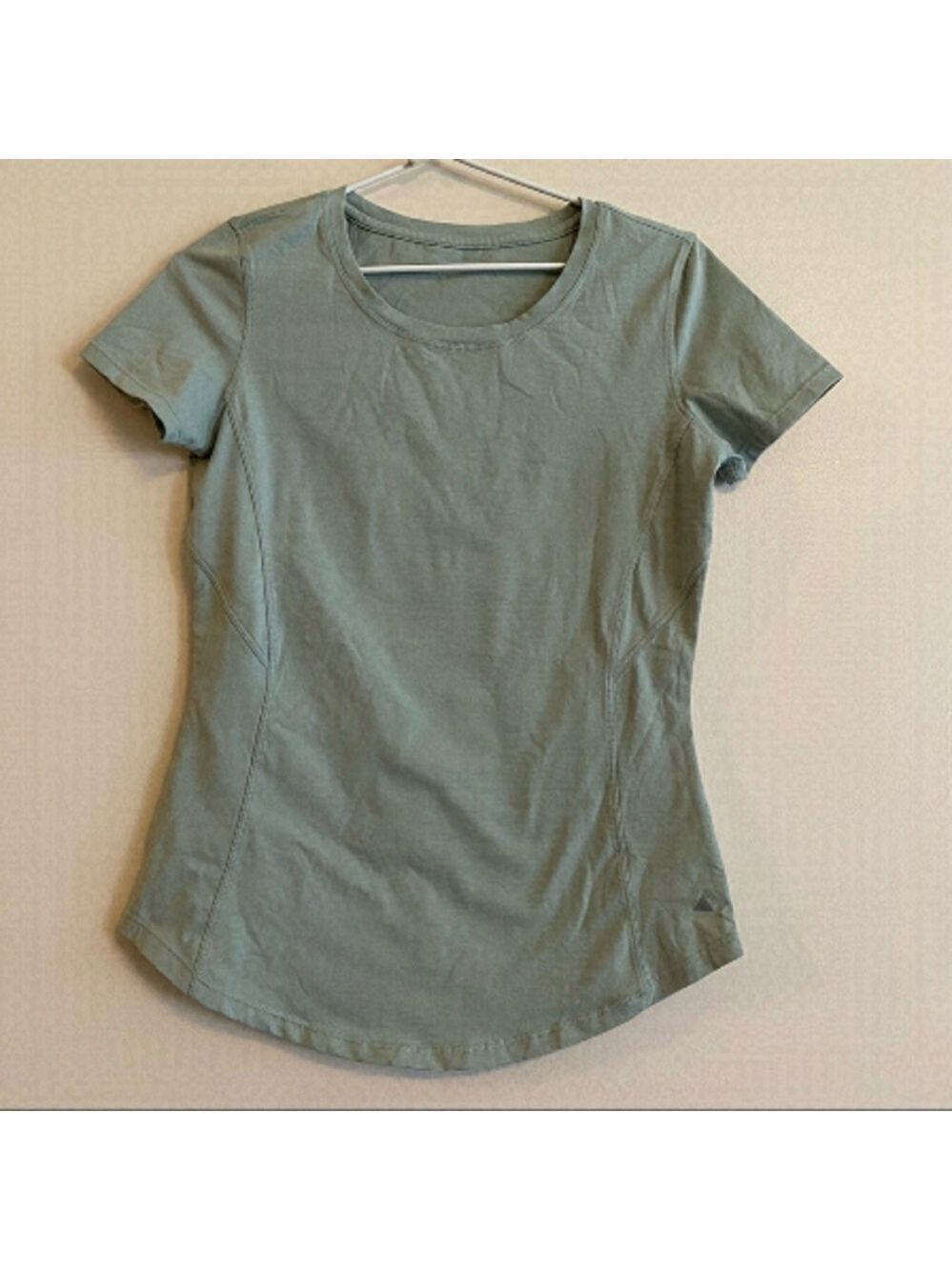 Balance Athletica  Seafoam Mint Green Crewneck Fitted T-shirt Tee Sz XS